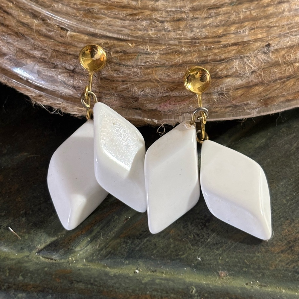 Vintage Crown Trifari 1960's White Lucite Dangle Clip
Earrings Diamond Shape MCM
